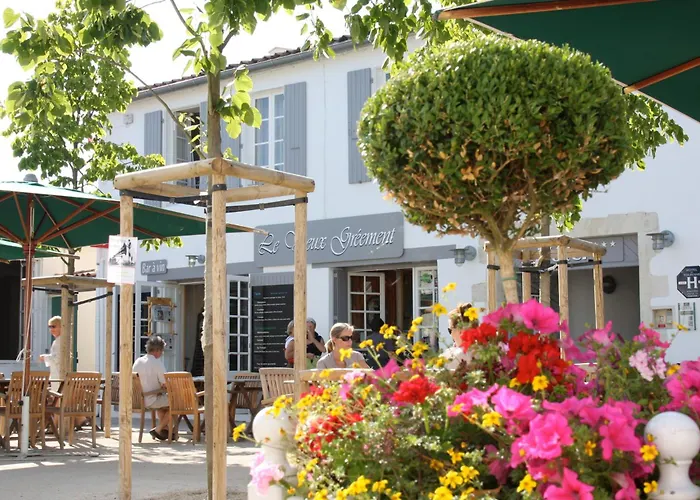 Hotel Le Vieux Greement 3*