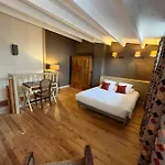 Le Vieux Greement Hotel 3*