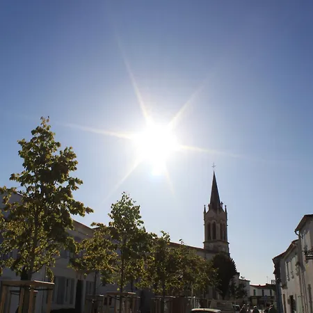 Otel Le Vieux Greement 3*