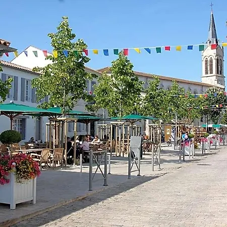 Le Vieux Greement Hotel 3*